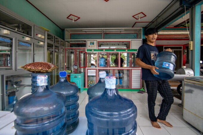 Bisnis Isi Ulang Air Peran Ozon dalam Pemurnian Air untuk Pengisian Galon